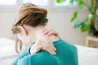 nevralgie-cervico-brachiale-symptomes