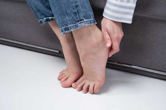 Aponévrosite plantaire : exercices, traitements et temps de guérison