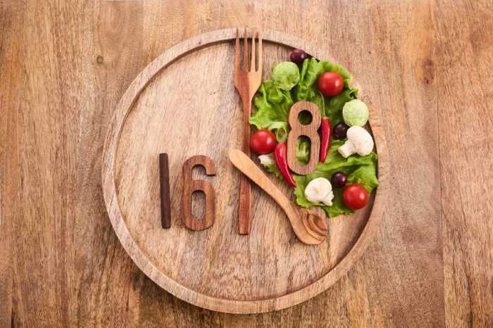 Jeûne intermittent 16/8 : à combien de kilos perdus peut-on s’attendre ?