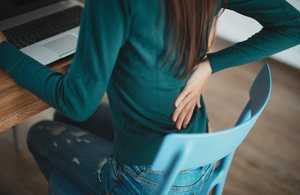 Douleur bas du dos : quelles sont les causes et les solutions ?